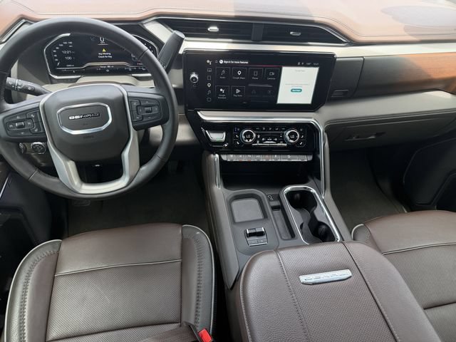 Used 2025 GMC Sierra 2500 Denali w/ Denali Reserve Package AWD/4WD image 15