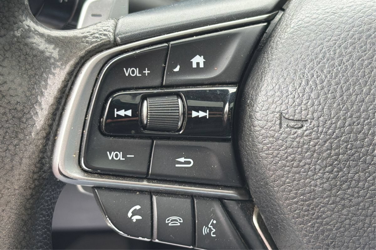 Used 2018 Honda Accord EX image 34