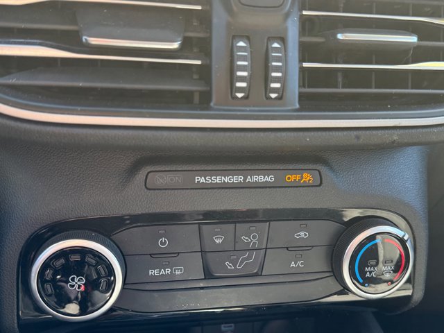 Used 2022 Ford Escape SE AWD/4WD image 32