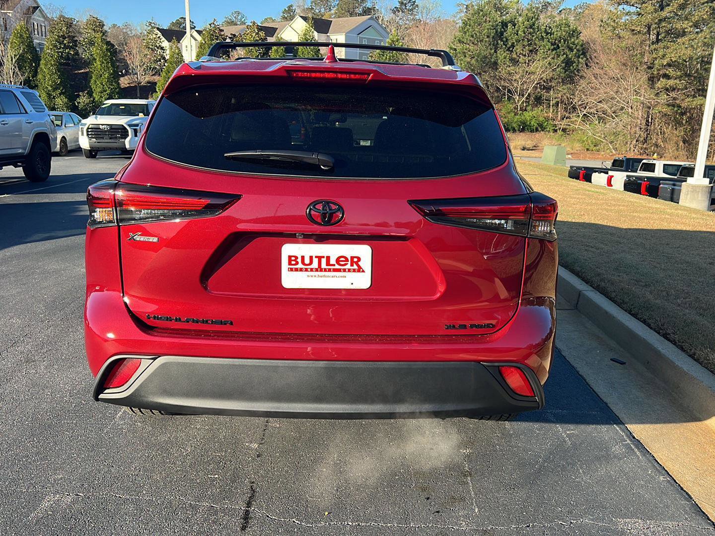 New 2026 Toyota Highlander XLE image 5