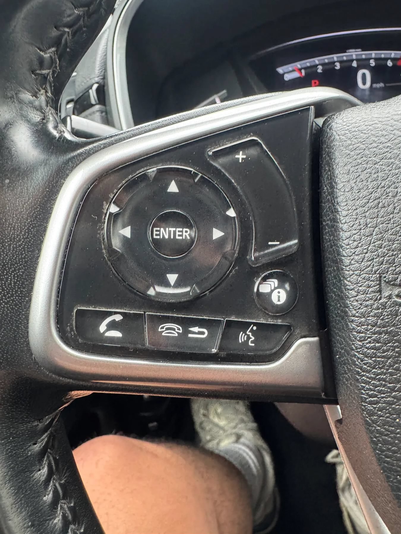Used 2019 Honda CR-V EX-L image 12