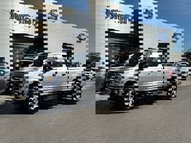 Used 2020 Ford F250 XLT w/ XLT Value Package image 1