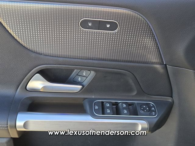 Used 2022 Mercedes-Benz GLB 250 4MATIC image 19