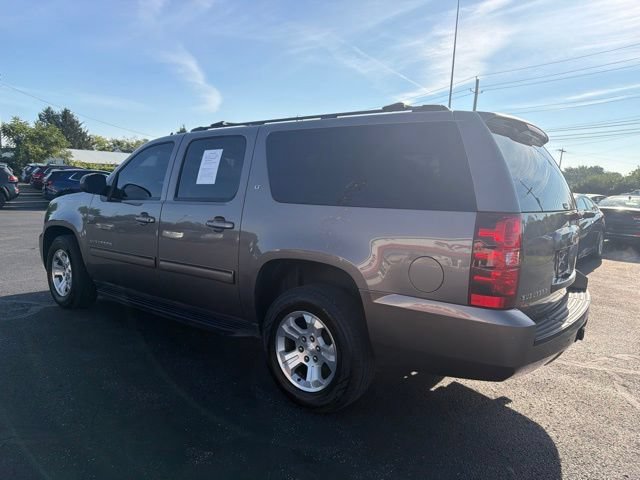 Used 2014 Chevrolet Suburban LT RWD image 5