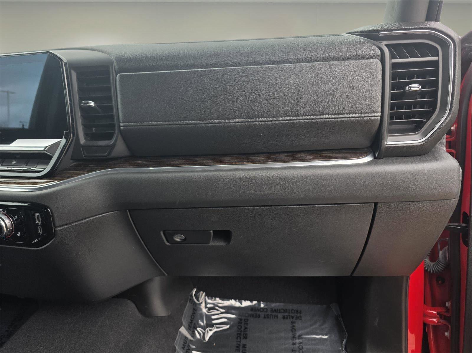 Used 2022 GMC Sierra 1500 Elevation w/ LPO, Elevation Black Package image 27