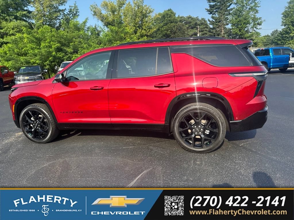 Used 2026 Chevrolet Traverse RS w/ LPO, Floor Liner Package AWD/4WD image 6