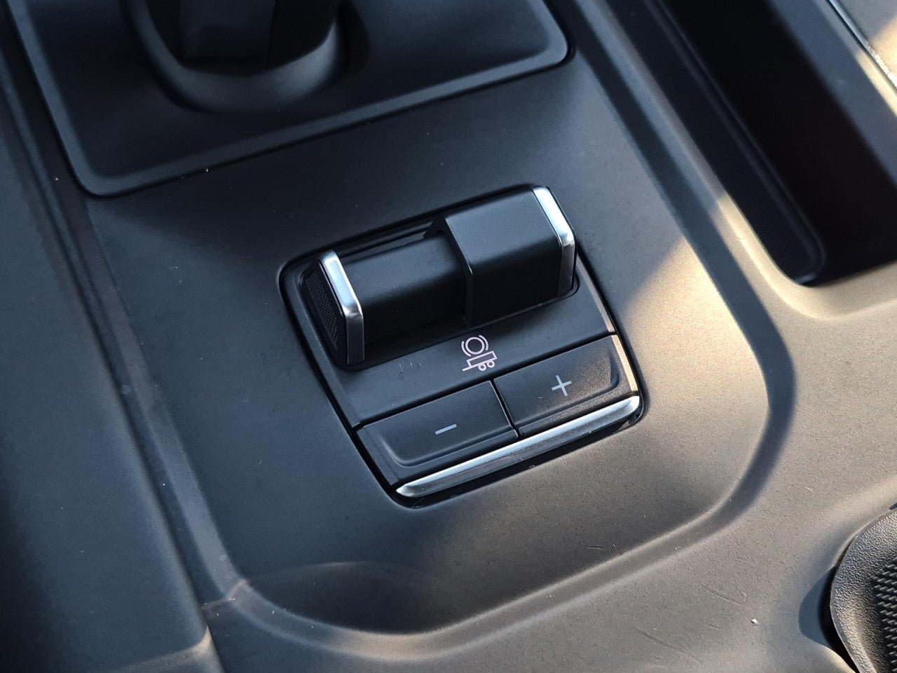 Certified 2023 GMC Sierra 1500 AT4X AWD/4WD image 36