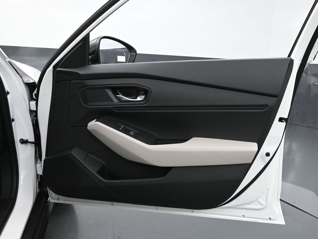 New 2025 Honda Accord SE image 38