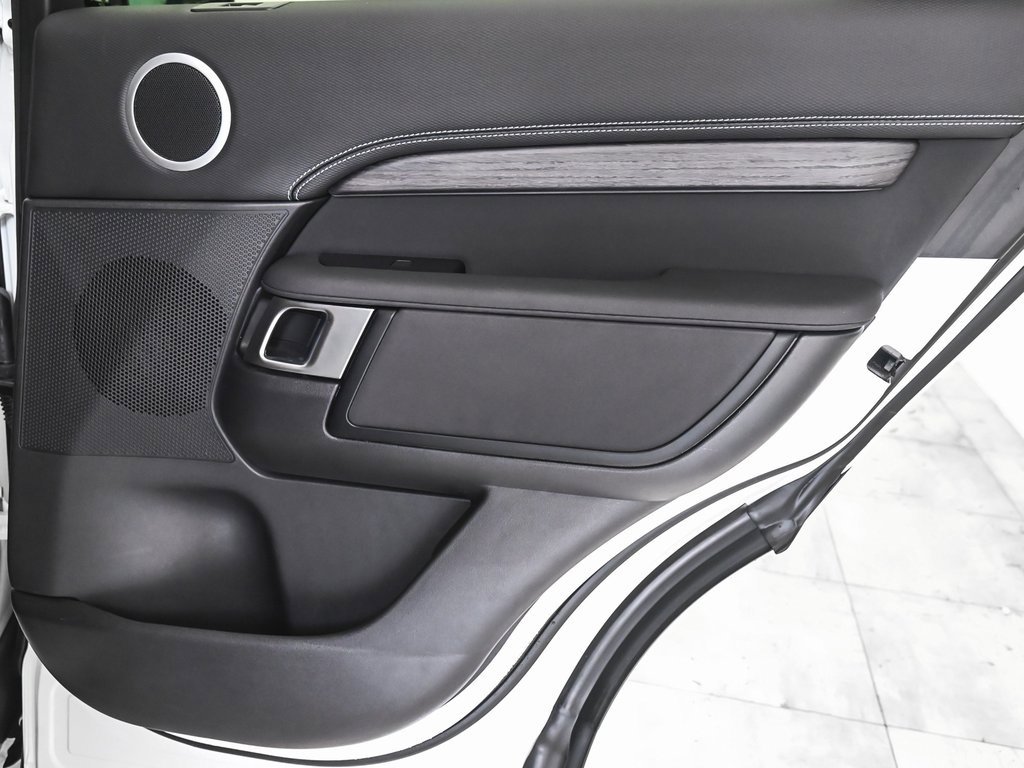 Used 2023 Land Rover Discovery HSE R-Dynamic image 14