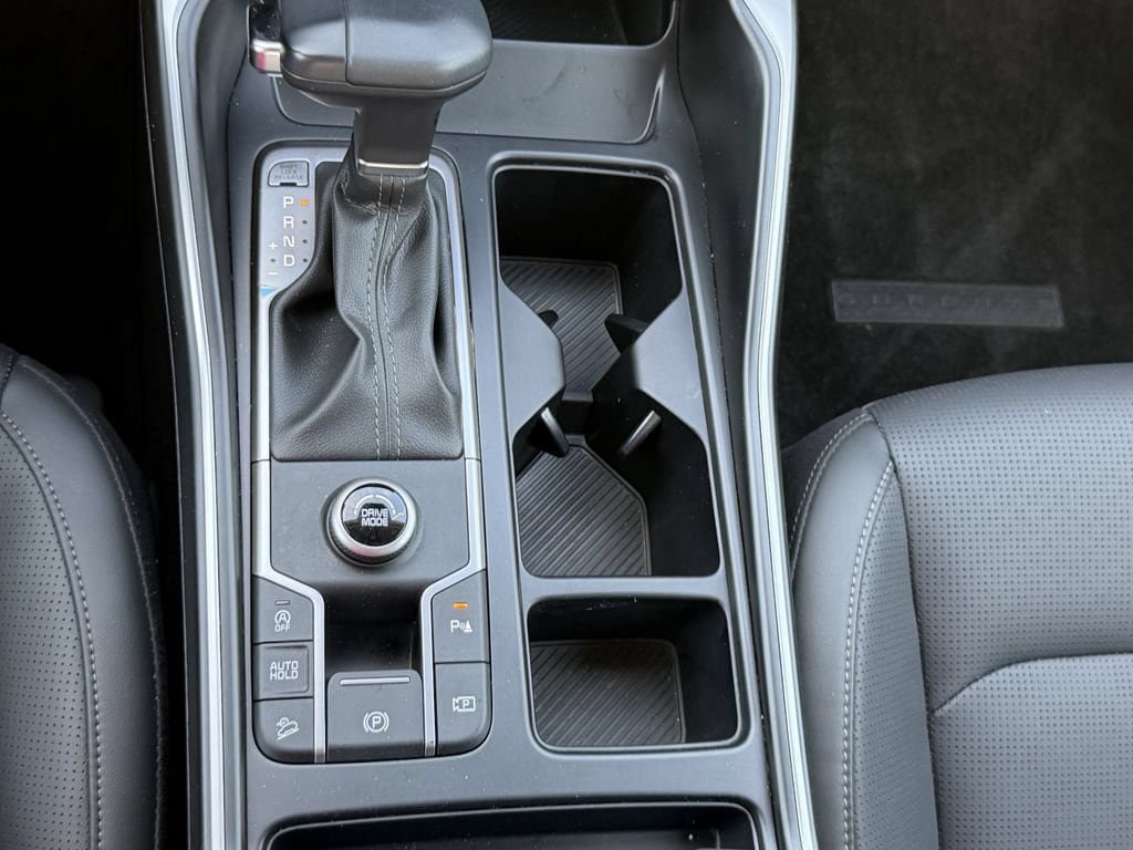 Certified 2025 Kia Sorento EX FWD image 25