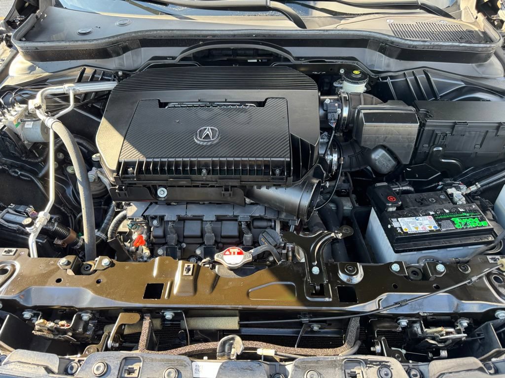 Used 2023 Acura MDX w/ Technology Package AWD/4WD image 11