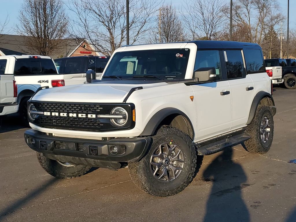 New 2025 Ford Bronco Badlands AWD/4WD image 1