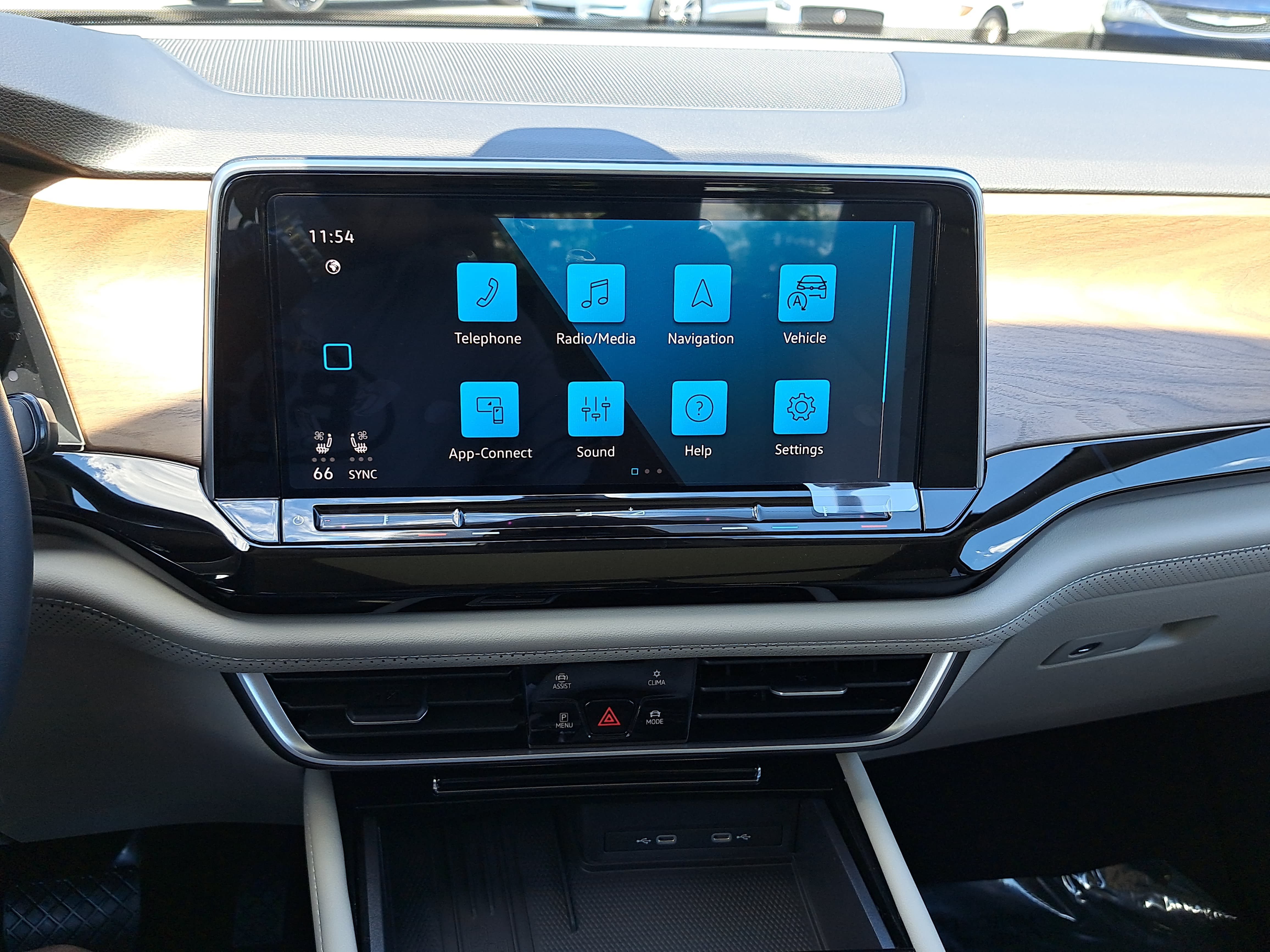New 2026 Volkswagen Atlas SE FWD image 21