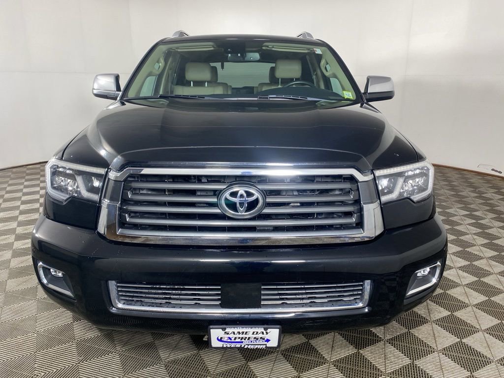 Used 2018 Toyota Sequoia Limited w/ Safety & Convenience Package AWD/4WD image 9