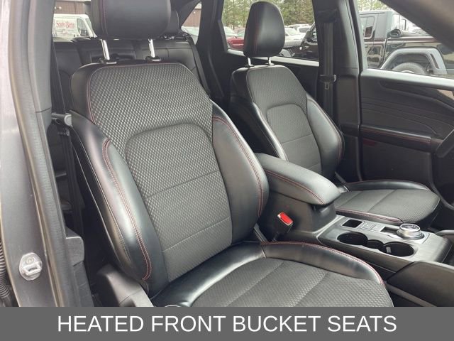 Used 2024 Ford Escape ST-Line w/ Tech Pack #1 image 3