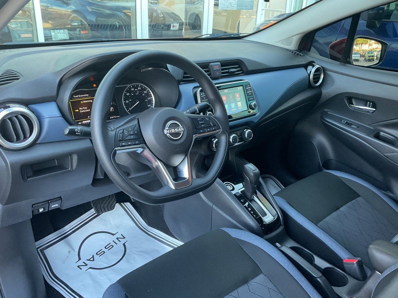 Used 2025 Nissan Versa SV w/ Trunk Package FWD image 13