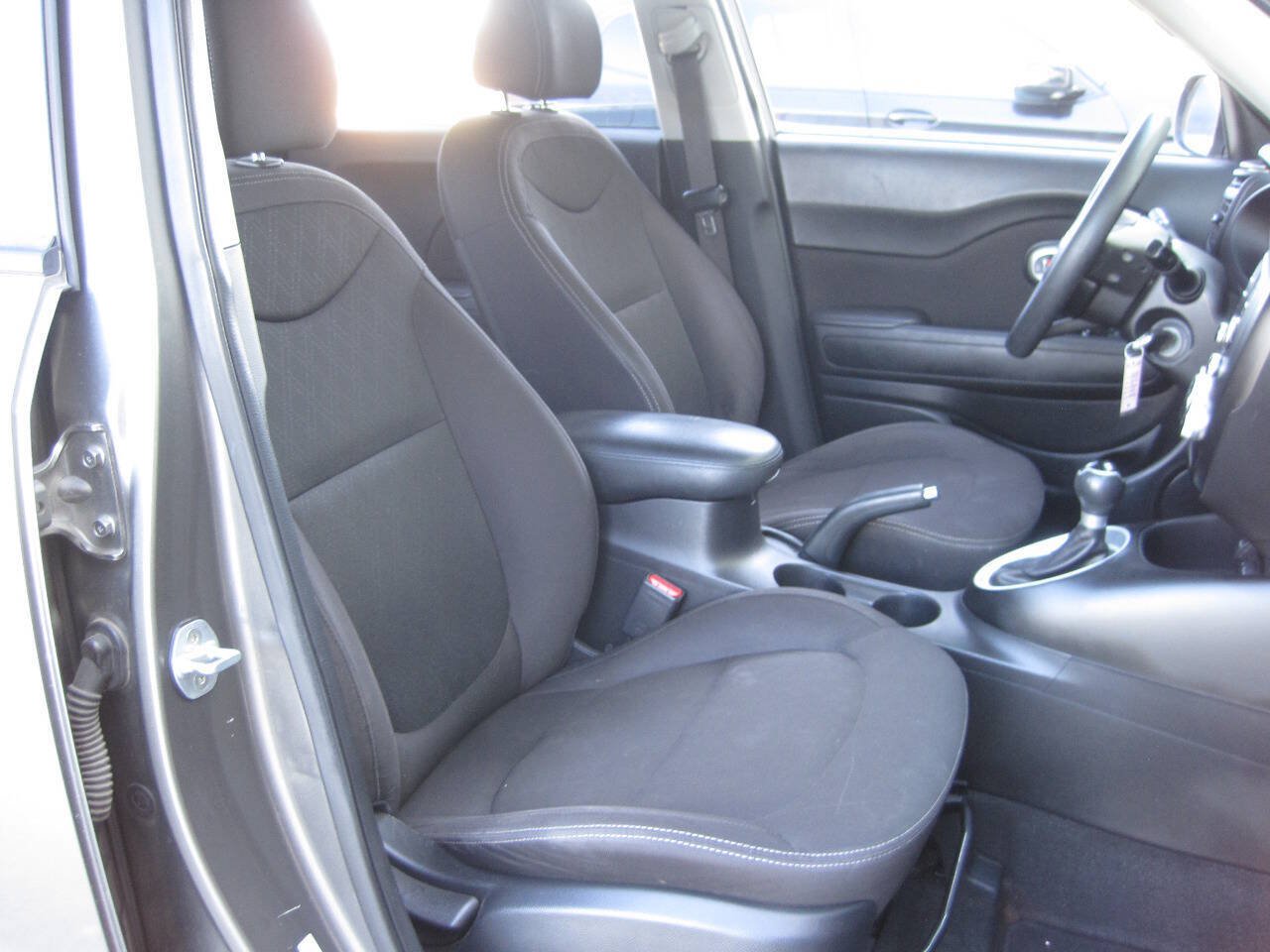 Used 2019 Kia Soul FWD image 22