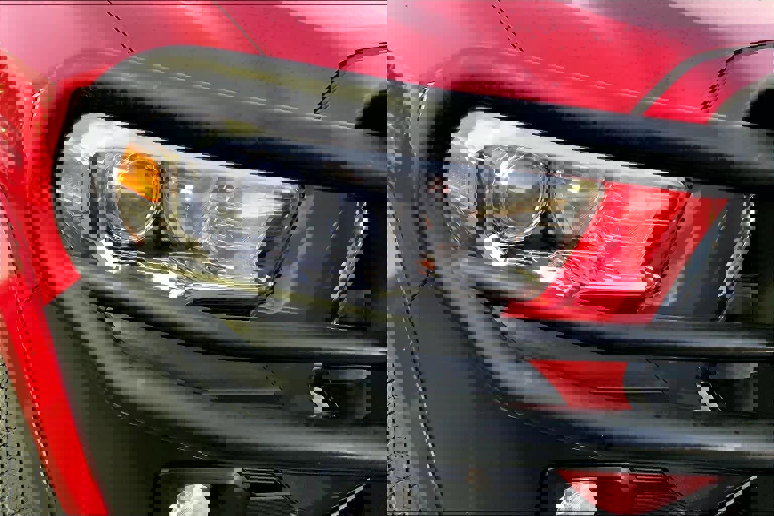 Certified 2018 Toyota Tacoma SR5 image 25