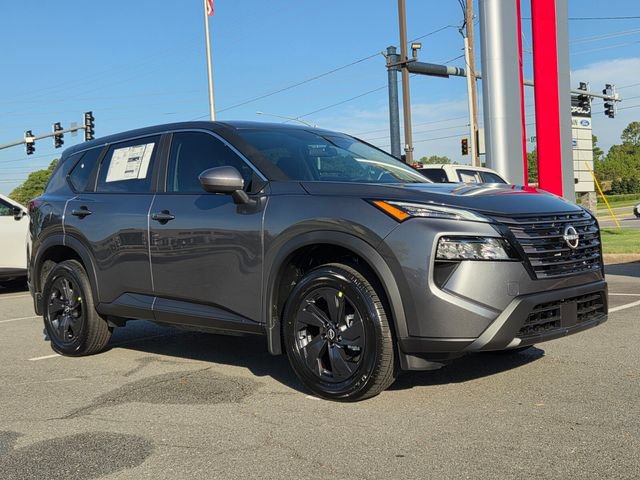 New 2026 Nissan Rogue SV FWD image 4