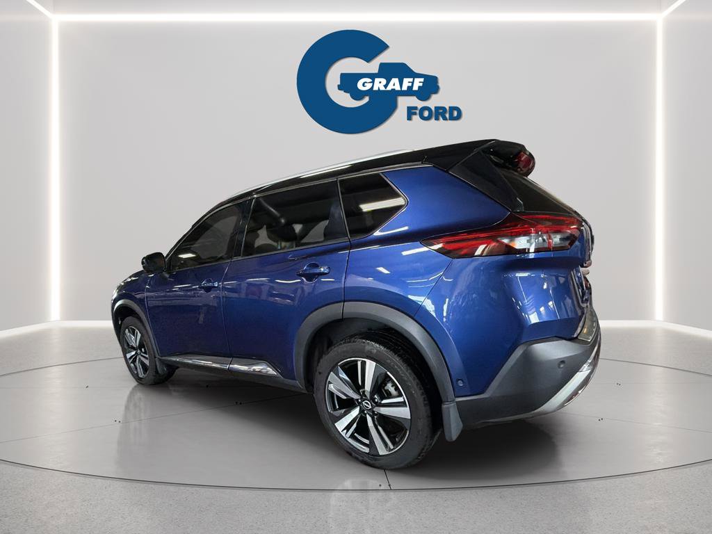 Used 2021 Nissan Rogue Platinum image 4