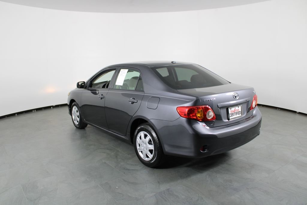 Used 2010 Toyota Corolla LE FWD image 3