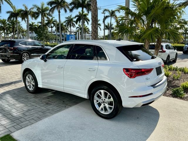 Used 2023 Audi Q3 2.0T Premium AWD/4WD image 4