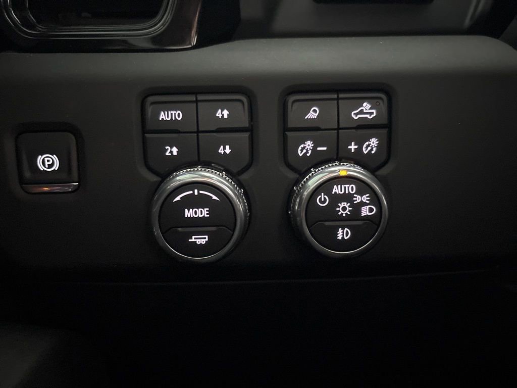 Used 2026 GMC Sierra 1500 AT4 w/ AT4 Premium Package image 19