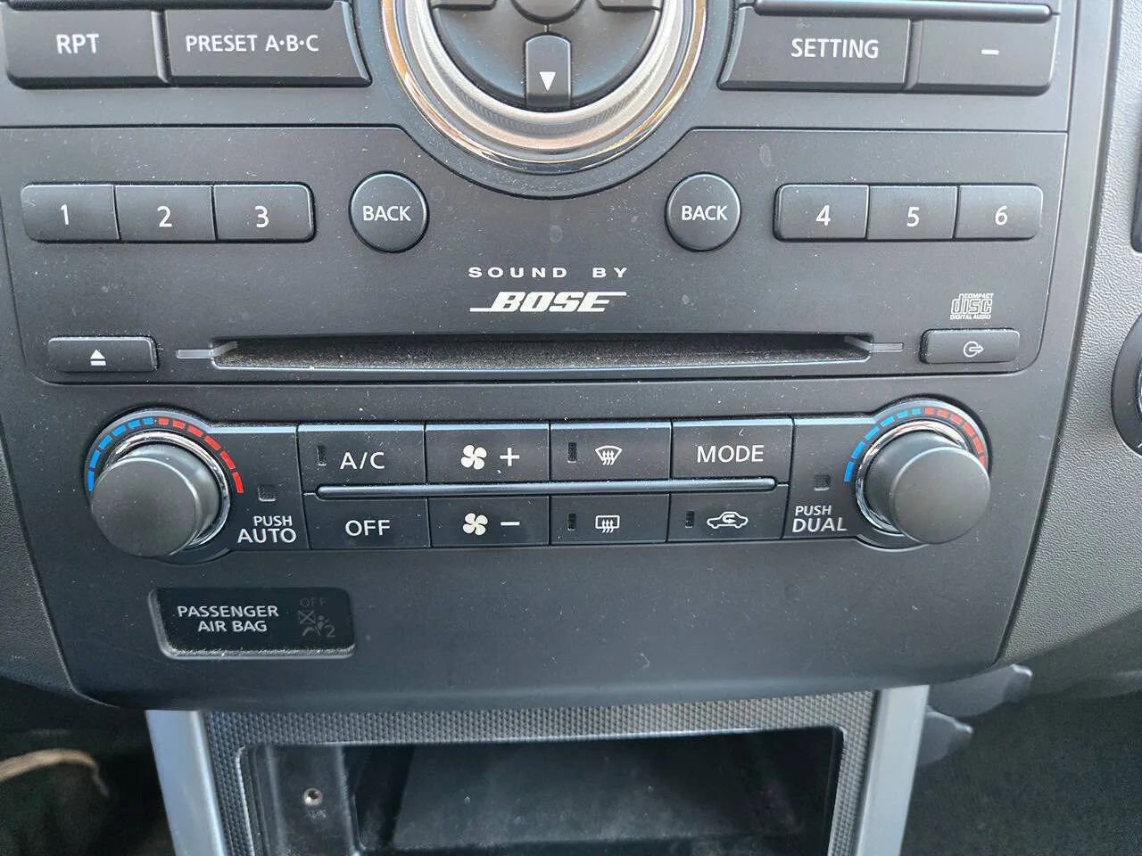 Used 2011 Nissan Pathfinder Silver image 20