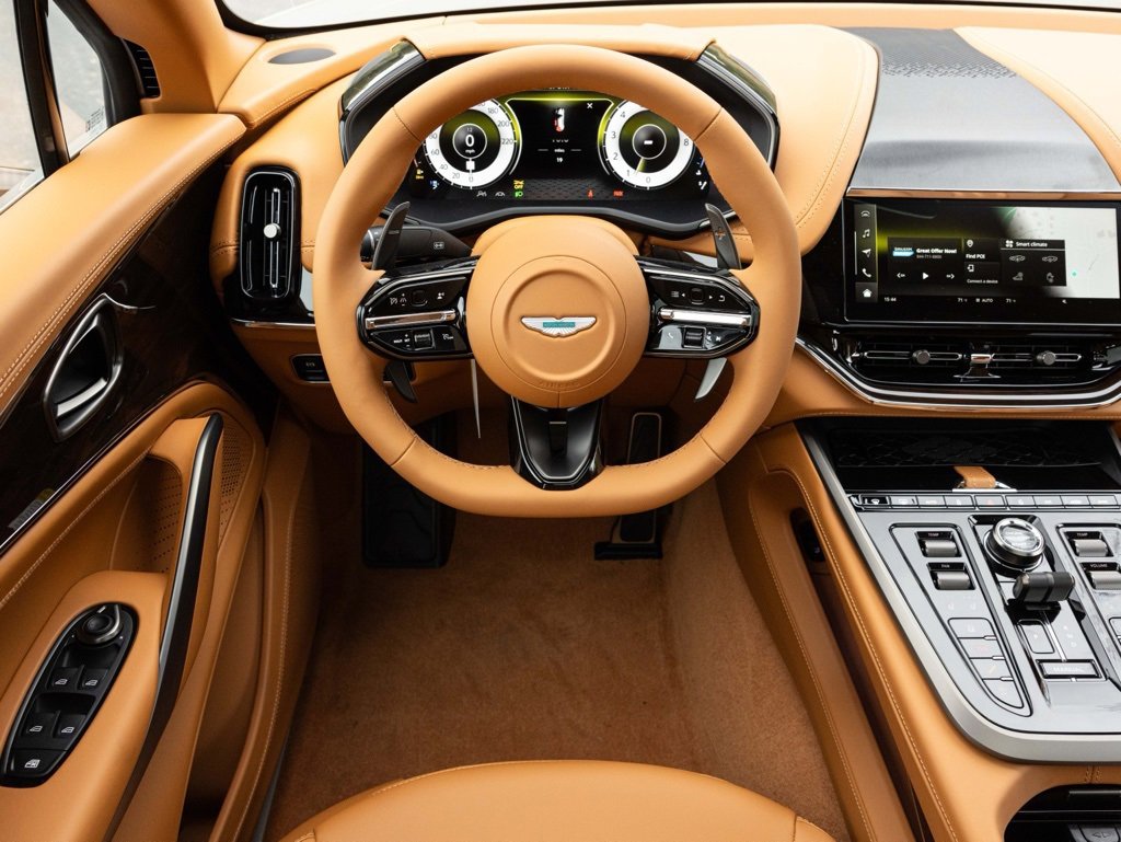 New 2026 Aston Martin DBX 707 image 29