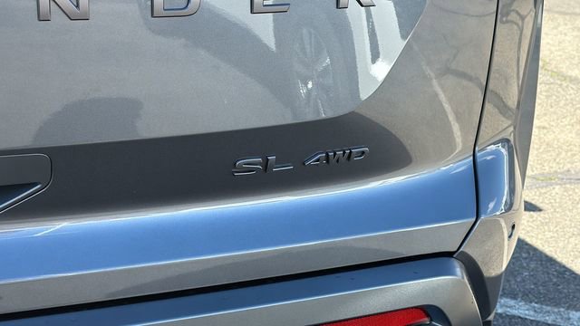 New 2026 Nissan Pathfinder SL image 11