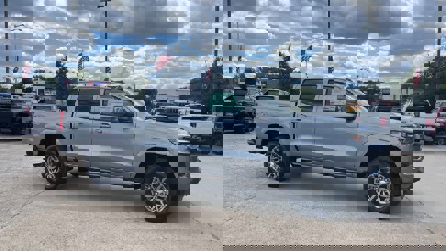 New 2026 Chevrolet Colorado LT w/ LT Convenience Package image 2