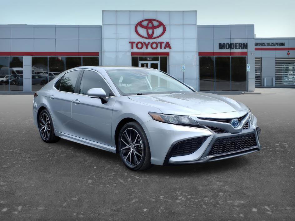 Certified 2022 Toyota Camry SE image 8