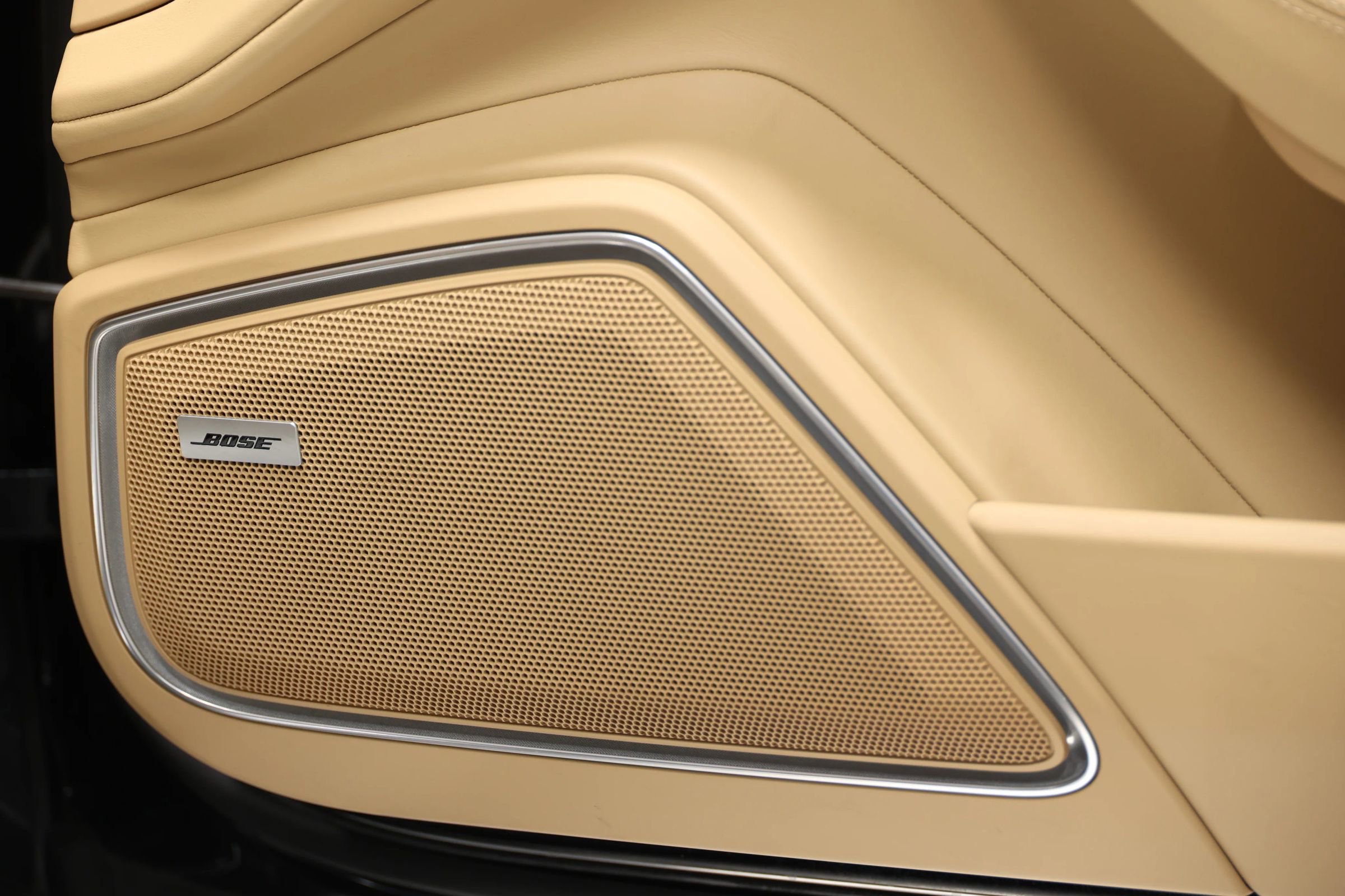 Used 2018 Porsche Panamera 4 Executive w/ Dark Walnut Interior Package image 94