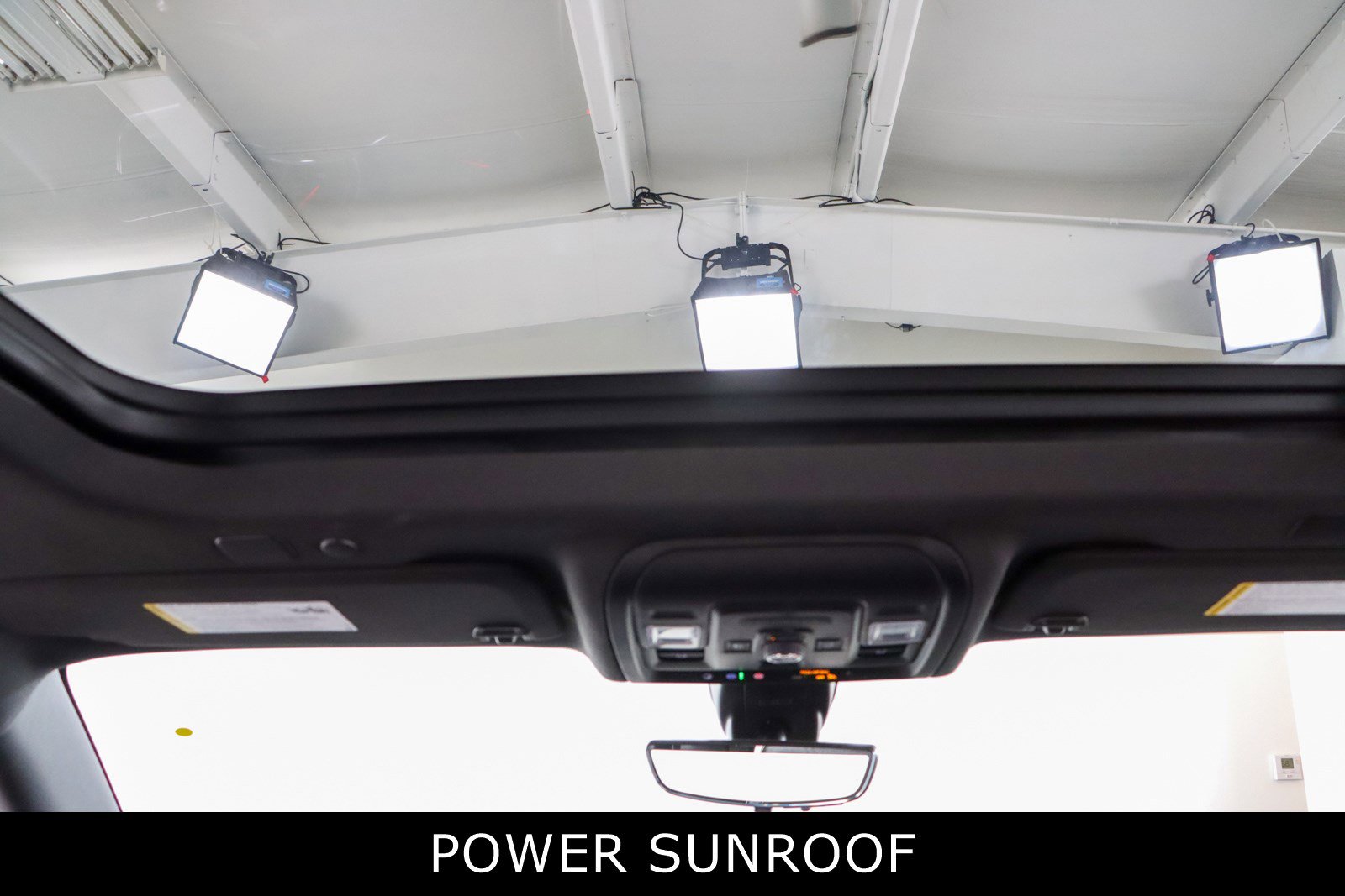 Used 2021 Chevrolet Suburban Premier w/ Premium Package image 22