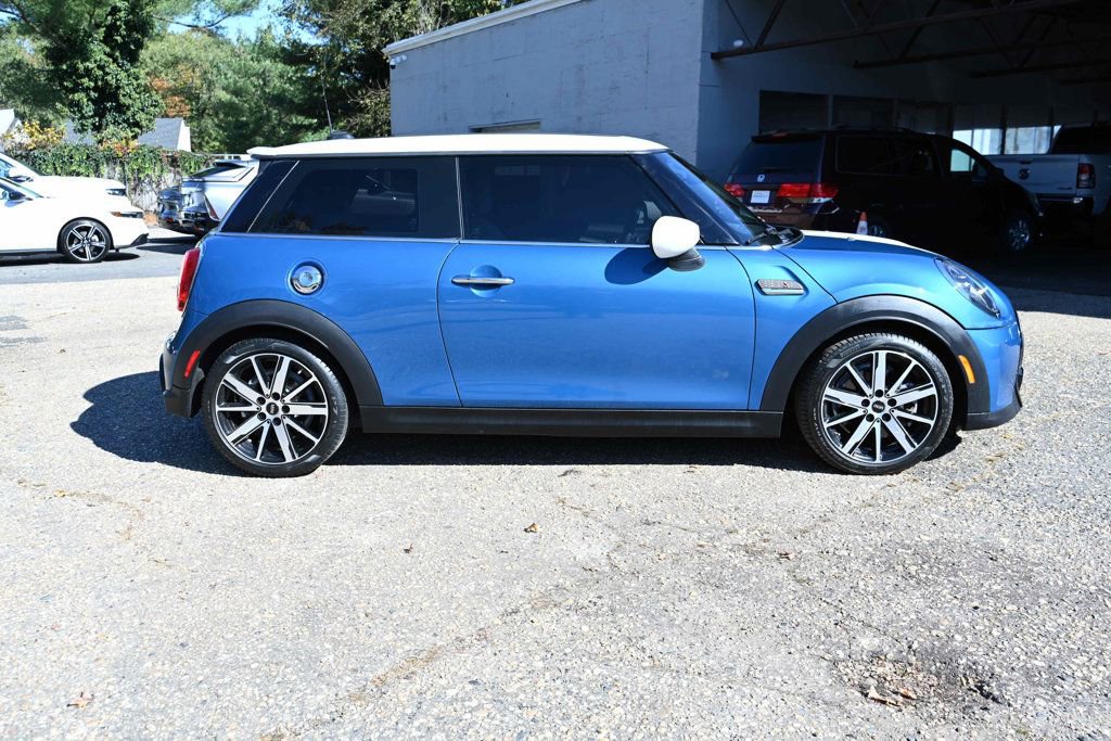 Used 2023 MINI Cooper S w/ Signature Upholstery Package image 6