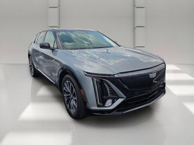 New 2026 Cadillac Lyriq Sport RWD image 3