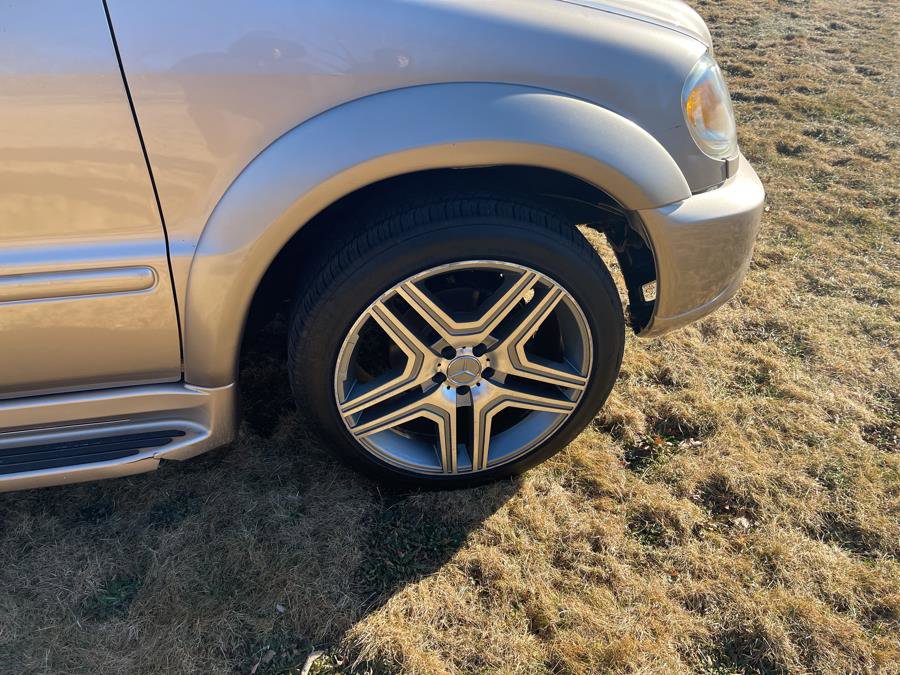 Used 2002 Mercedes-Benz ML 320 4MATIC image 23