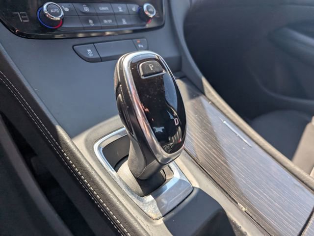 Used 2018 Buick LaCrosse Essence image 21