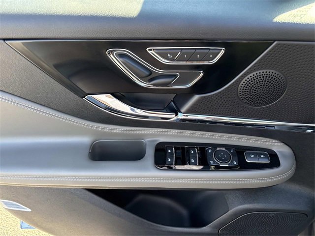 New 2026 Lincoln Corsair Premiere image 20