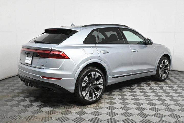 New 2025 Audi Q8 Premium Plus image 3