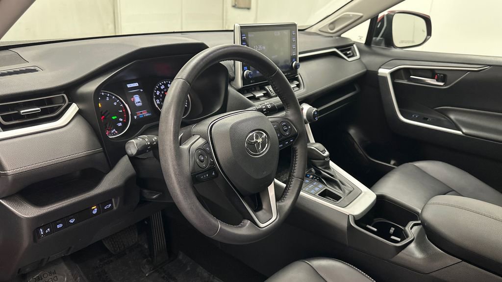 Certified 2022 Toyota RAV4 XLE Premium image 25