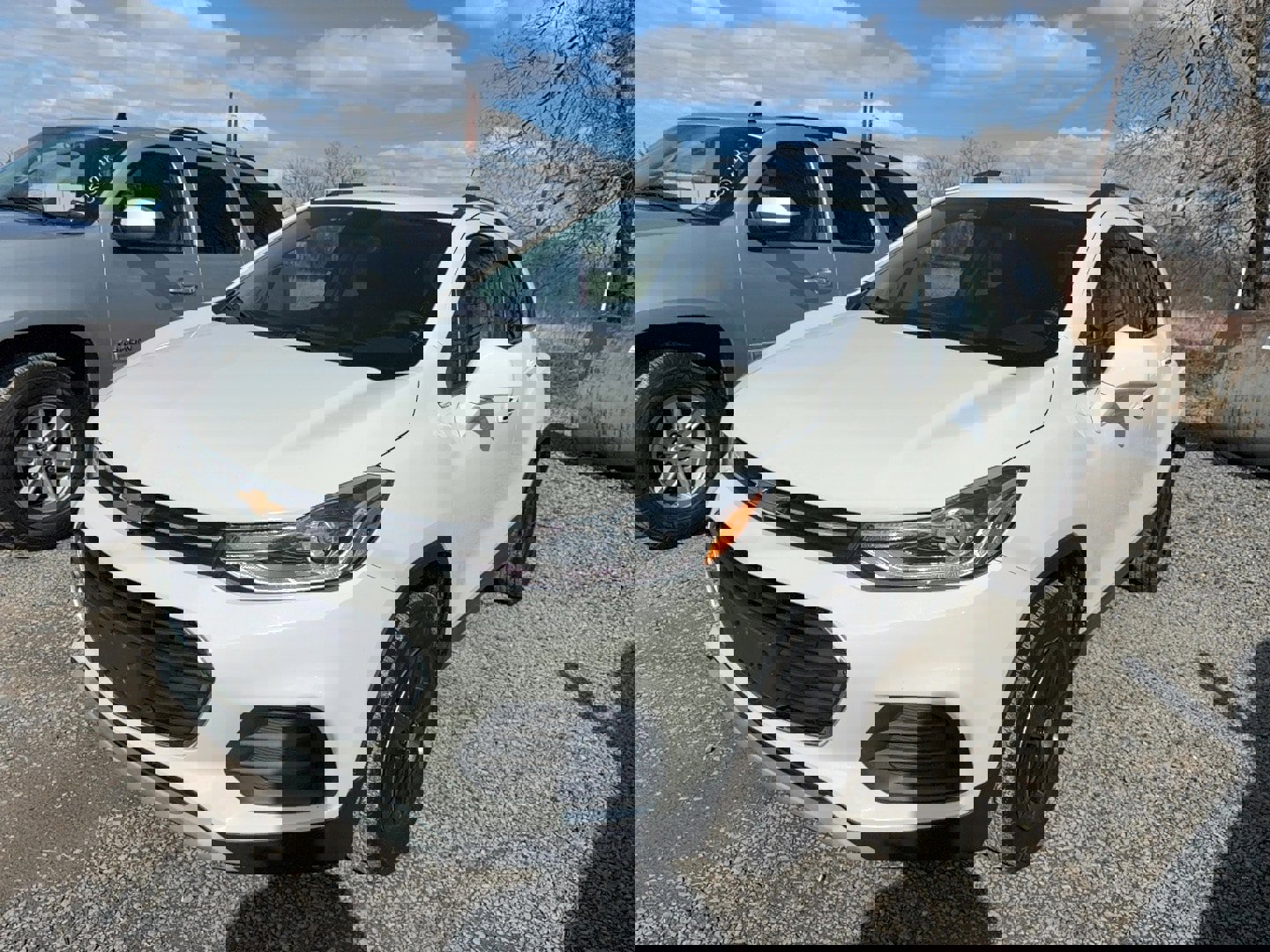 Used 2019 Chevrolet Trax LT w/ LT Convenience Package image 1