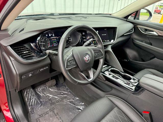 Used 2023 Buick Envision Avenir AWD/4WD image 10