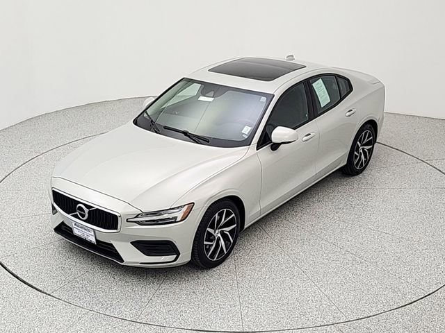 Used 2020 Volvo S60 T5 Momentum FWD image 13