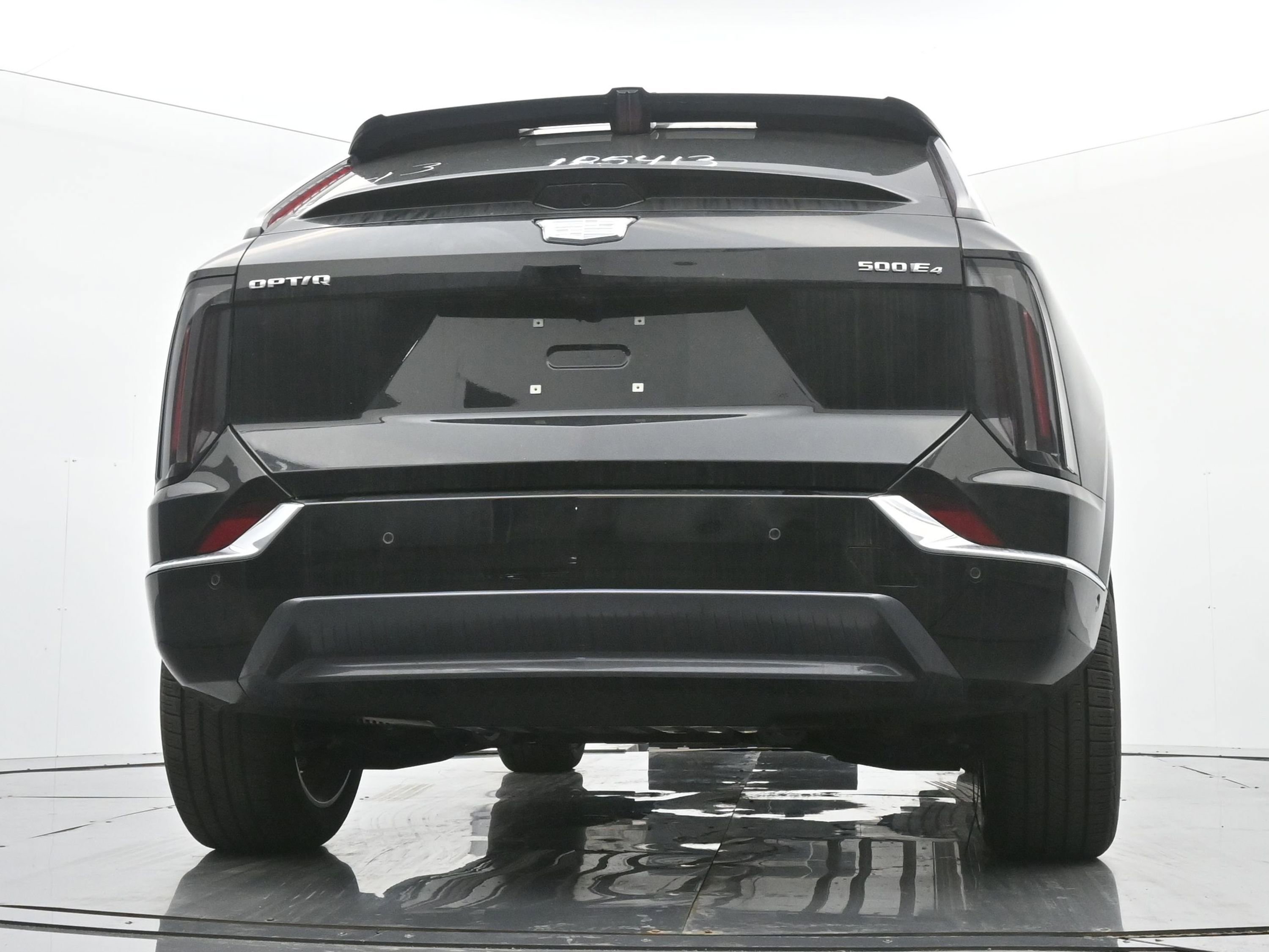 New 2025 Cadillac Optiq Luxury 2 w/ LPO, Floor Liner Package image 18