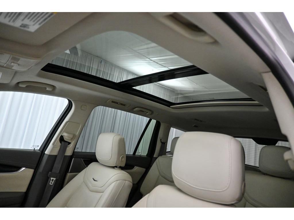 Used 2020 Cadillac XT6 Premium Luxury AWD/4WD image 41