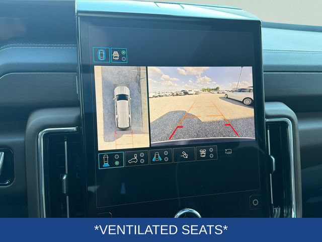 Certified 2025 GMC Yukon XL Denali Ultimate AWD/4WD image 11