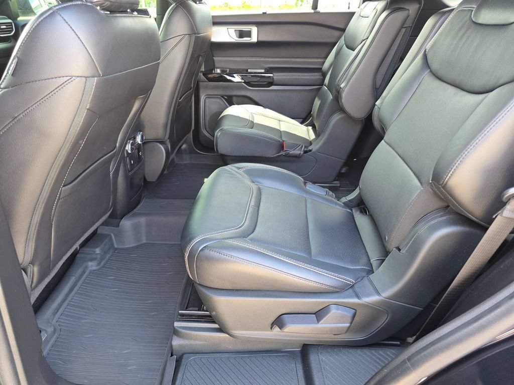 Used 2021 Ford Explorer ST w/ Equipment Group 401A AWD/4WD image 25