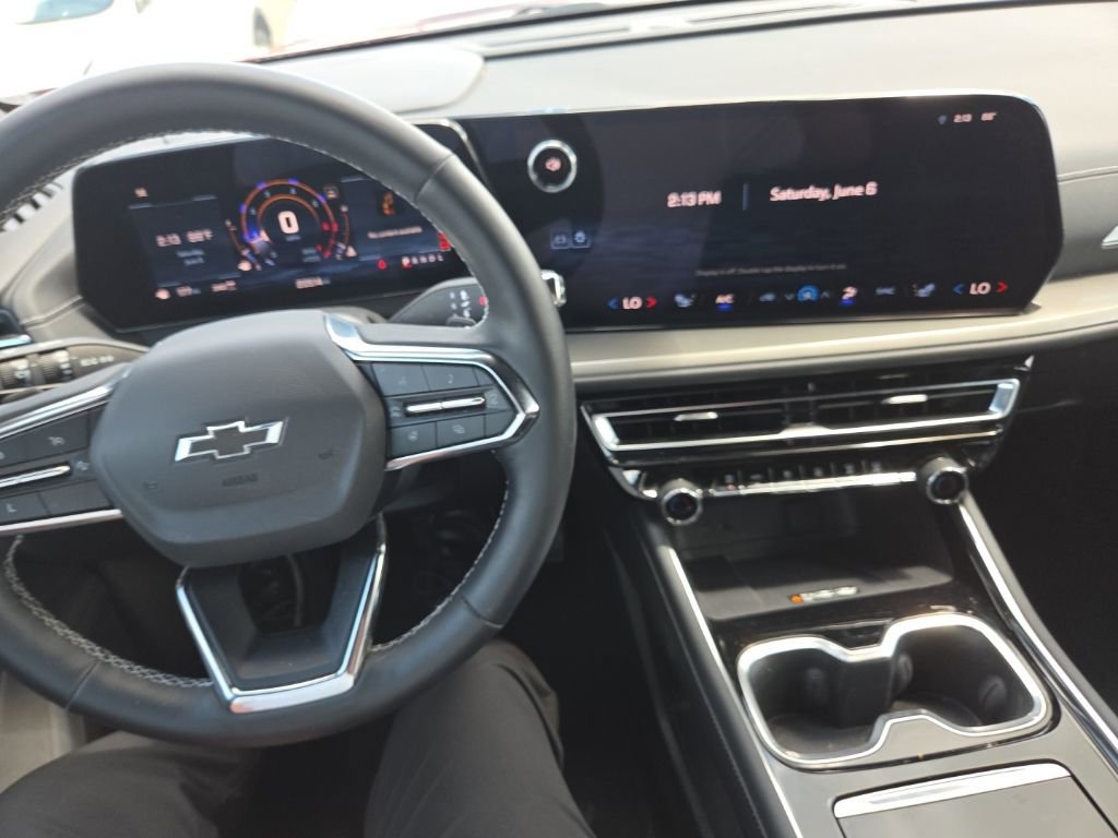 Used 2024 Chevrolet Traverse LT w/ Midnight/Sport Edition AWD/4WD image 20