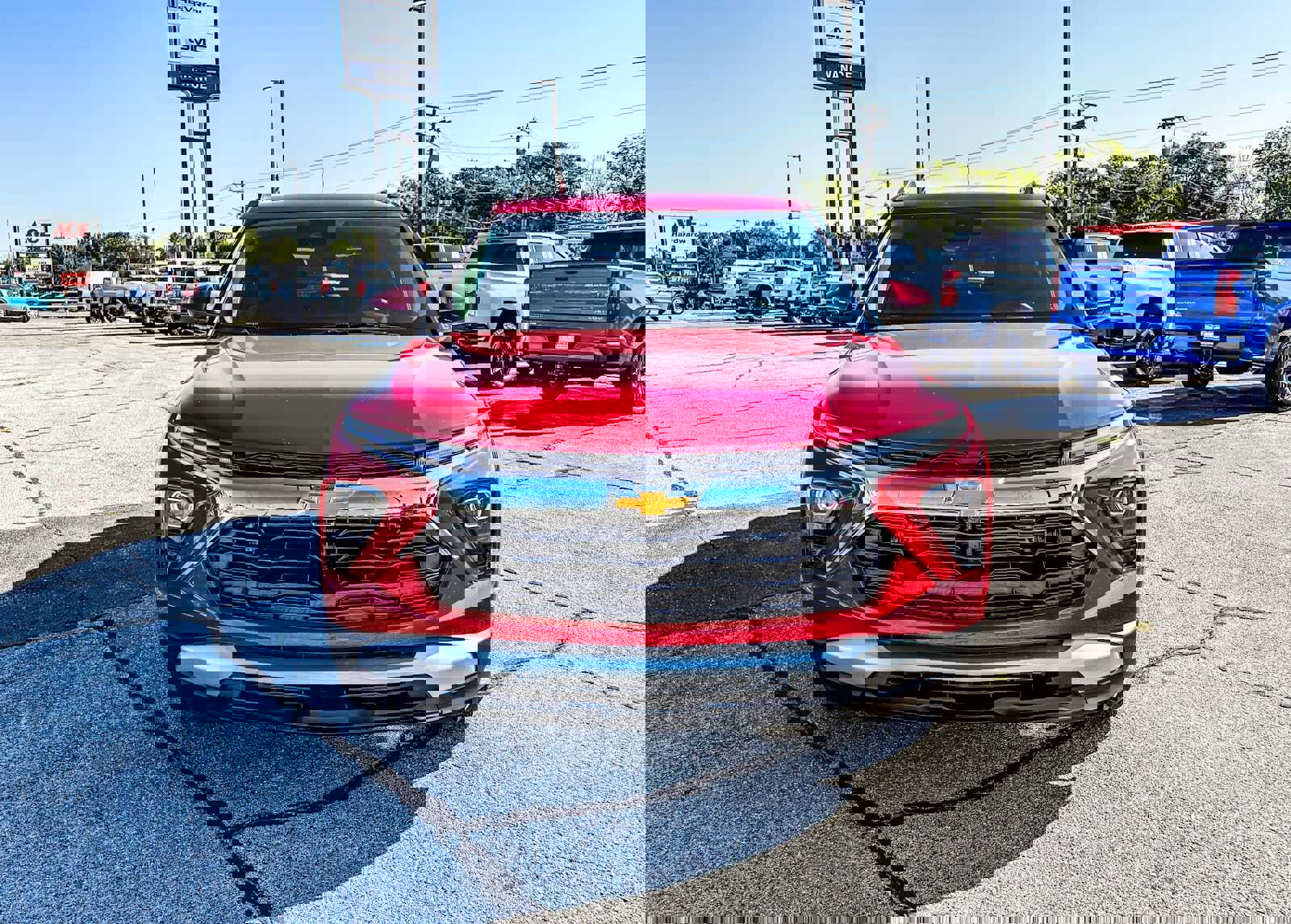 New 2026 Chevrolet TrailBlazer LT w/ Driver Confidence Package image 2